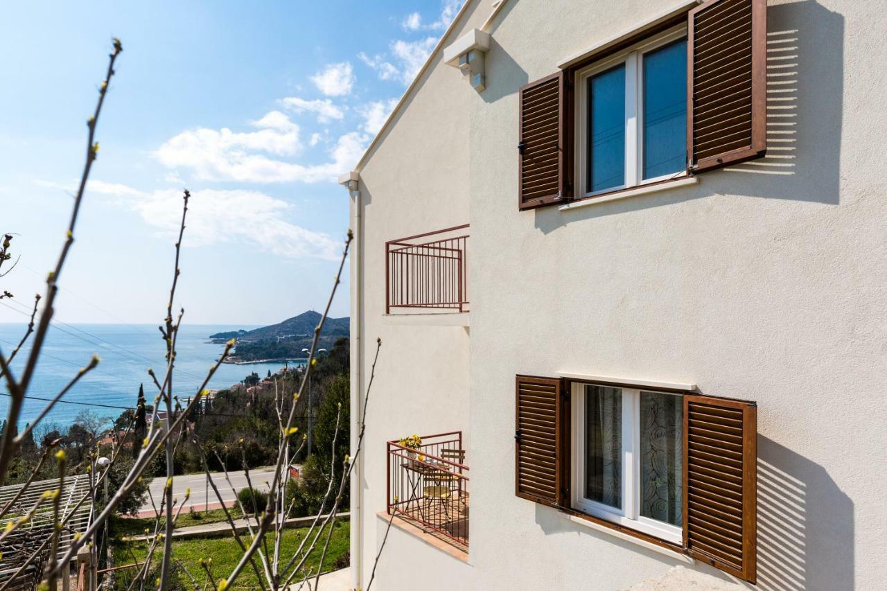 Villa Pergola-Apartment Toni Mlini Εξωτερικό φωτογραφία