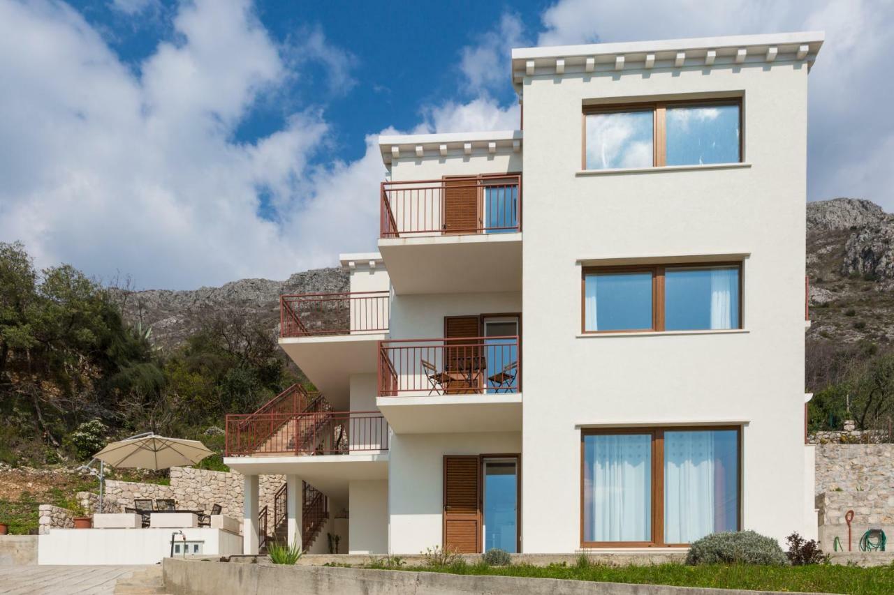 Villa Pergola-Apartment Toni Mlini Εξωτερικό φωτογραφία
